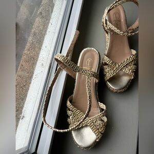 Chic Gold Braided Sandals